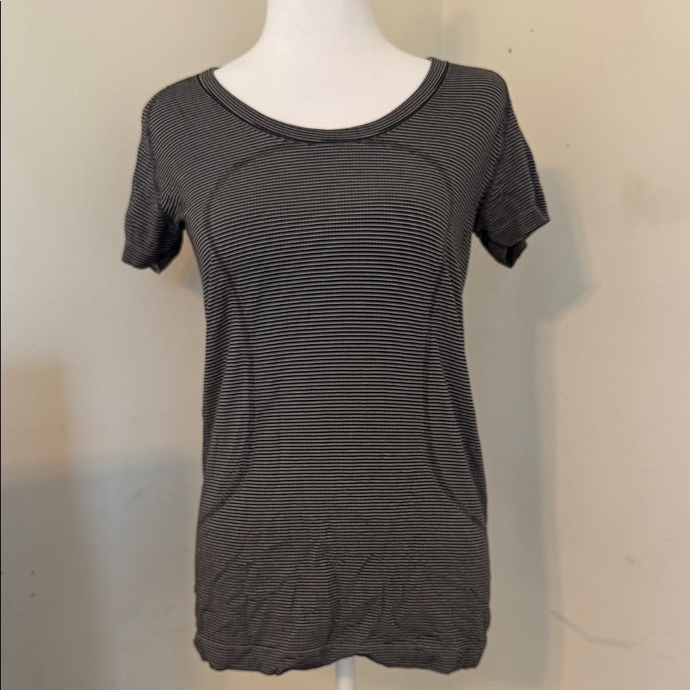 lululemon athletica Black & White Microstripe Short Sleeve Tee